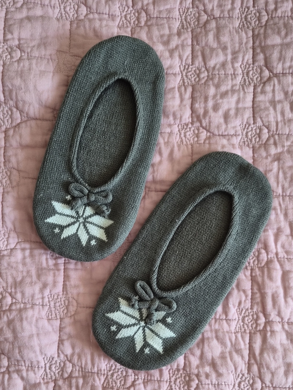 Joe Boxer Womens' Slippers Size S/M